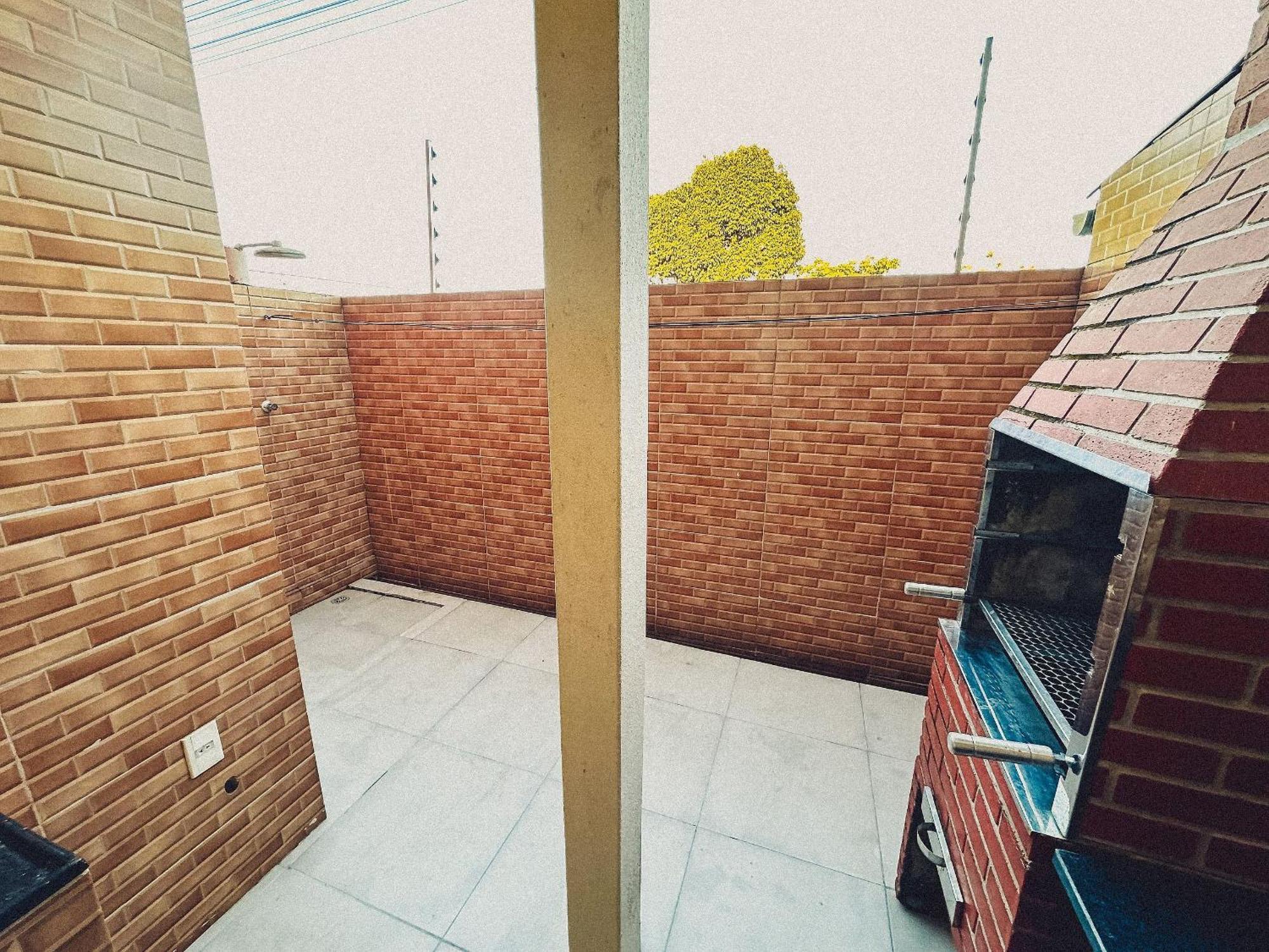Casas No Residencial Mont Sinai Com 2 Ou 3 (adults Only) *