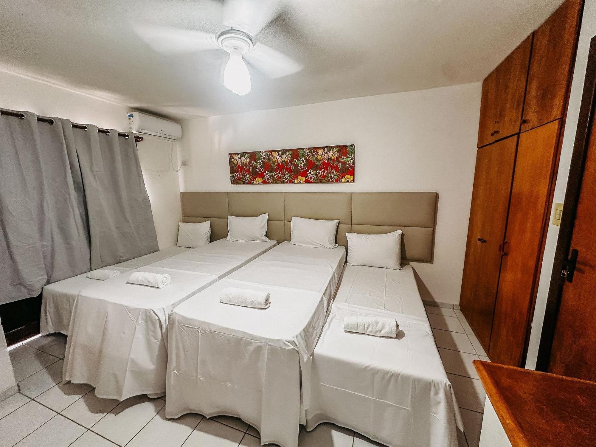 Casas No Residencial Mont Sinai Com 2 Ou 3 (adults Only) *